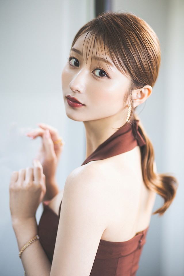 結城 あきプロフィール写真2